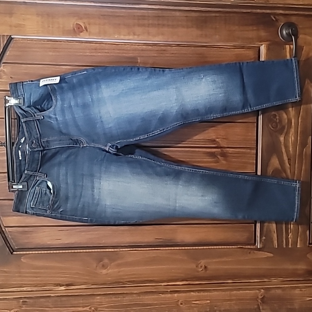 NWT Old Navy Mid-Rise Rockstar Super Skinny Jeans (16 short)